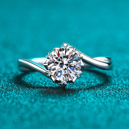 Clover Ring