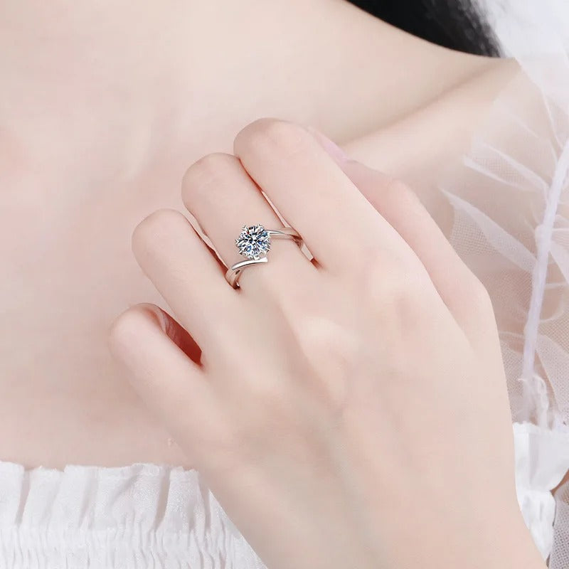 Clover Ring